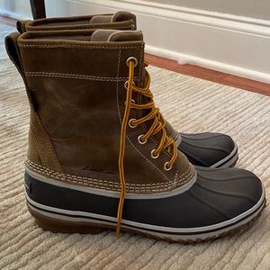 Eddie Bauer Hiking Duck Boots